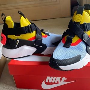 Nike Air Hurache City